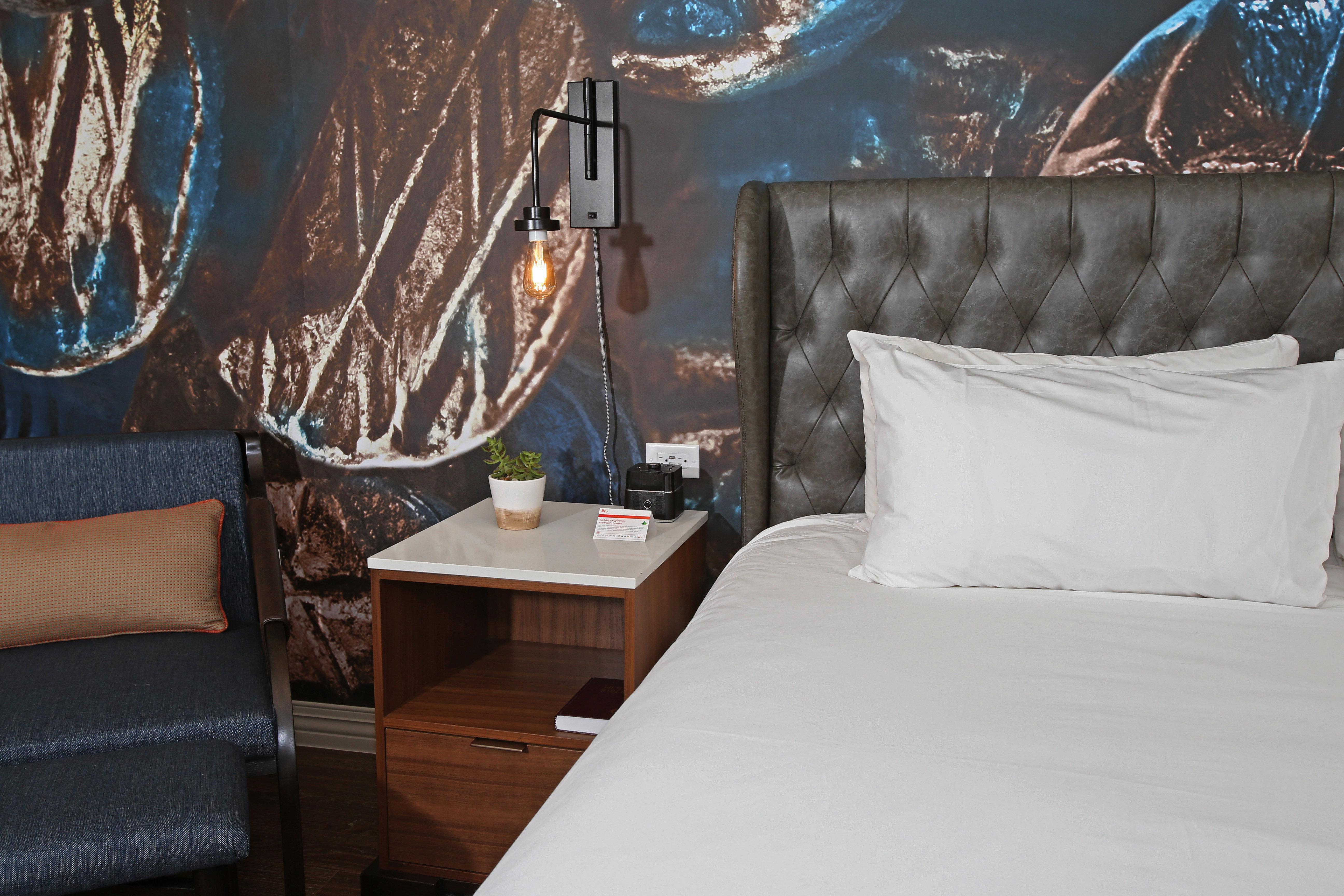 Hotel Indigo Naperville Riverwalk By Ihg Экстерьер фото