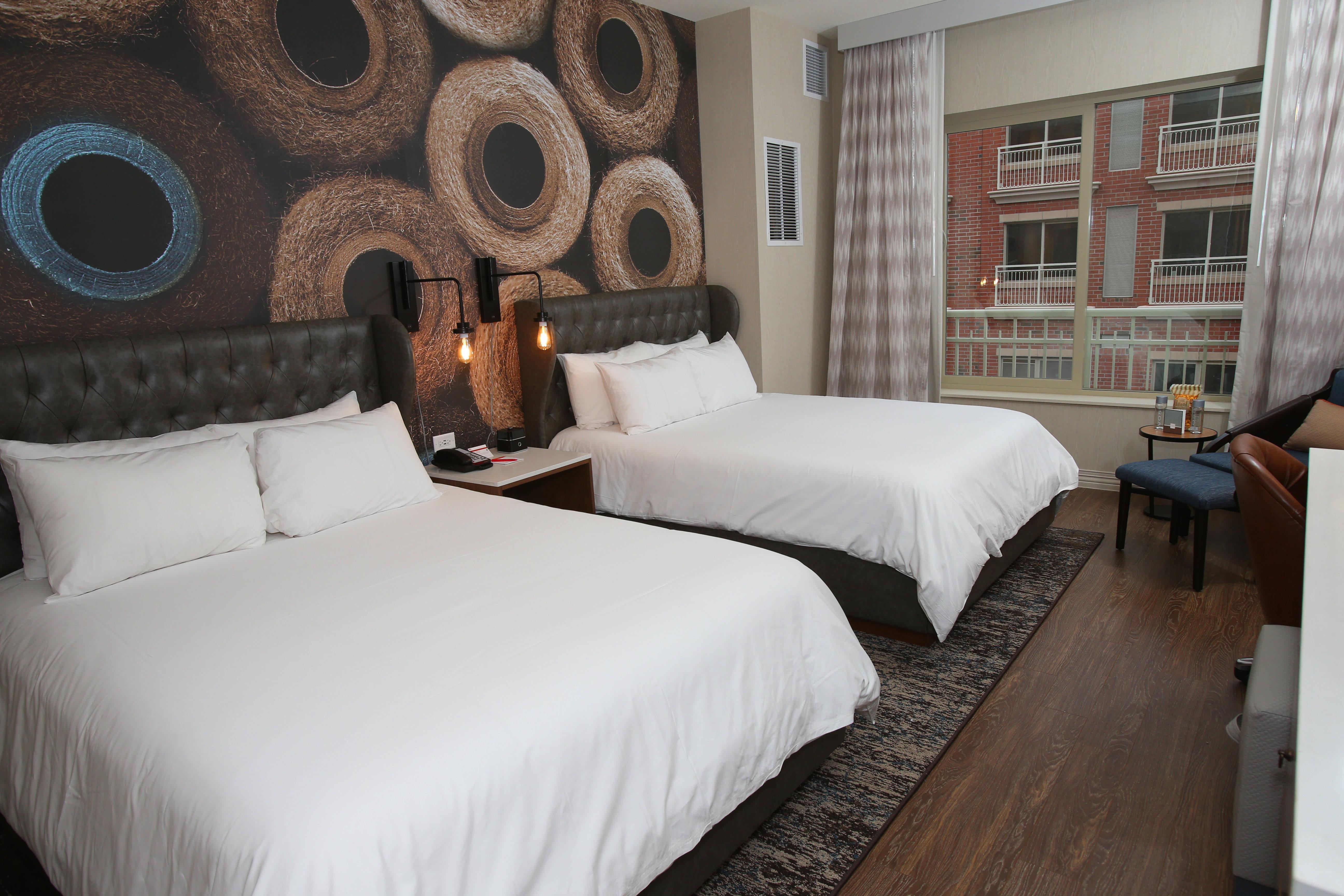 Hotel Indigo Naperville Riverwalk By Ihg Экстерьер фото