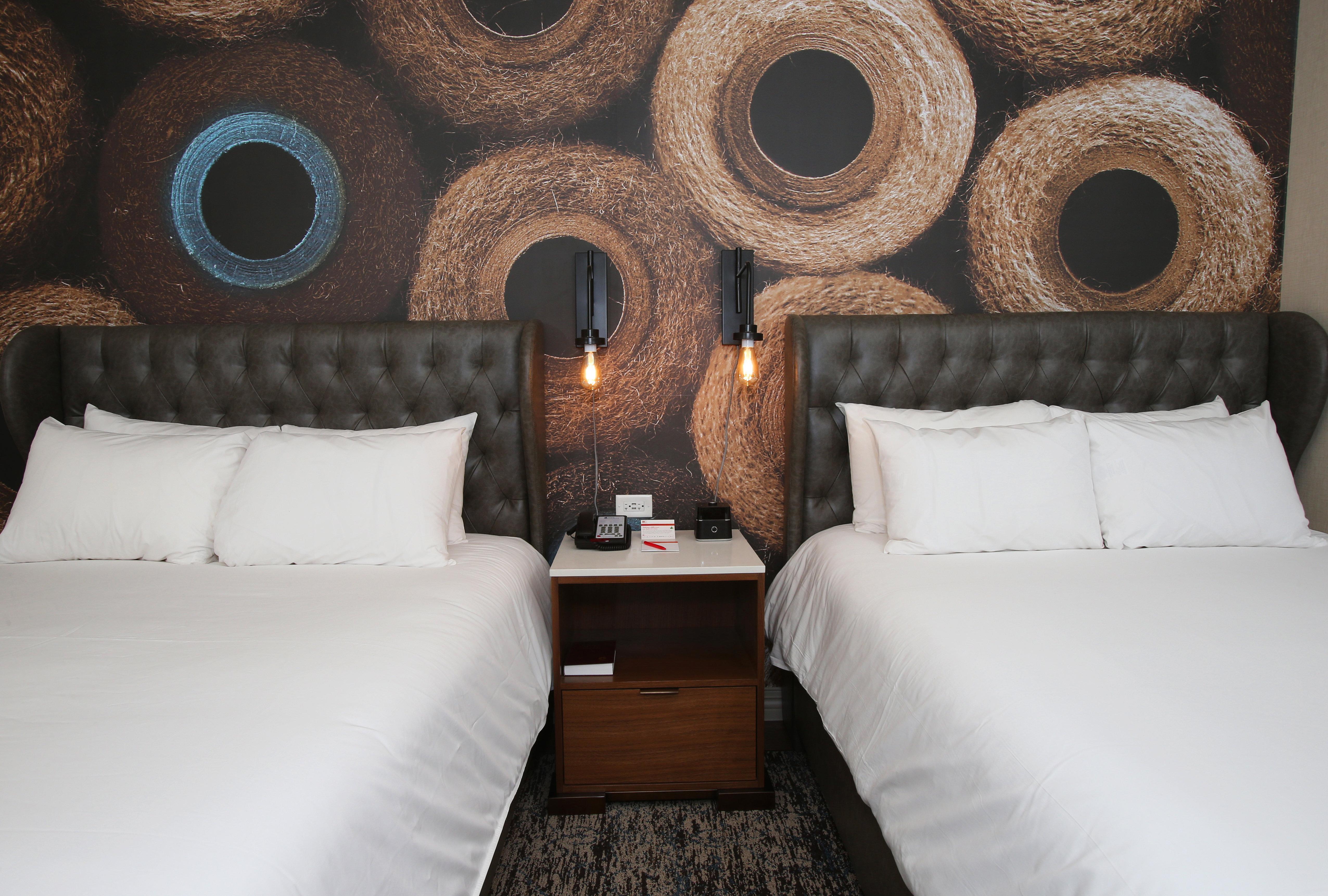 Hotel Indigo Naperville Riverwalk By Ihg Экстерьер фото