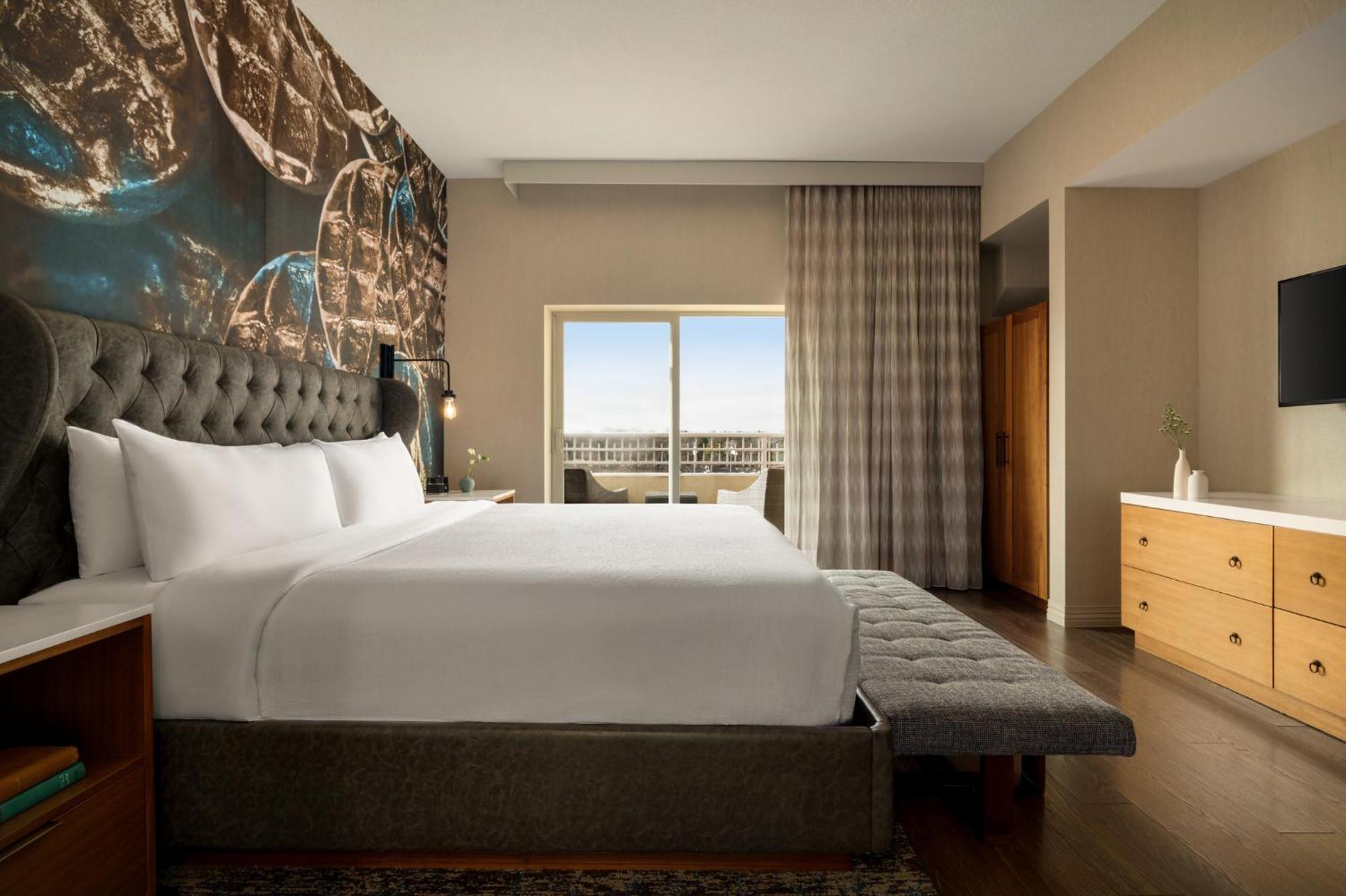 Hotel Indigo Naperville Riverwalk By Ihg Экстерьер фото